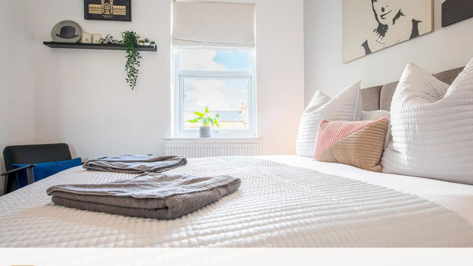 Scarborough Stays - Hampton Apartments 0*,  영국